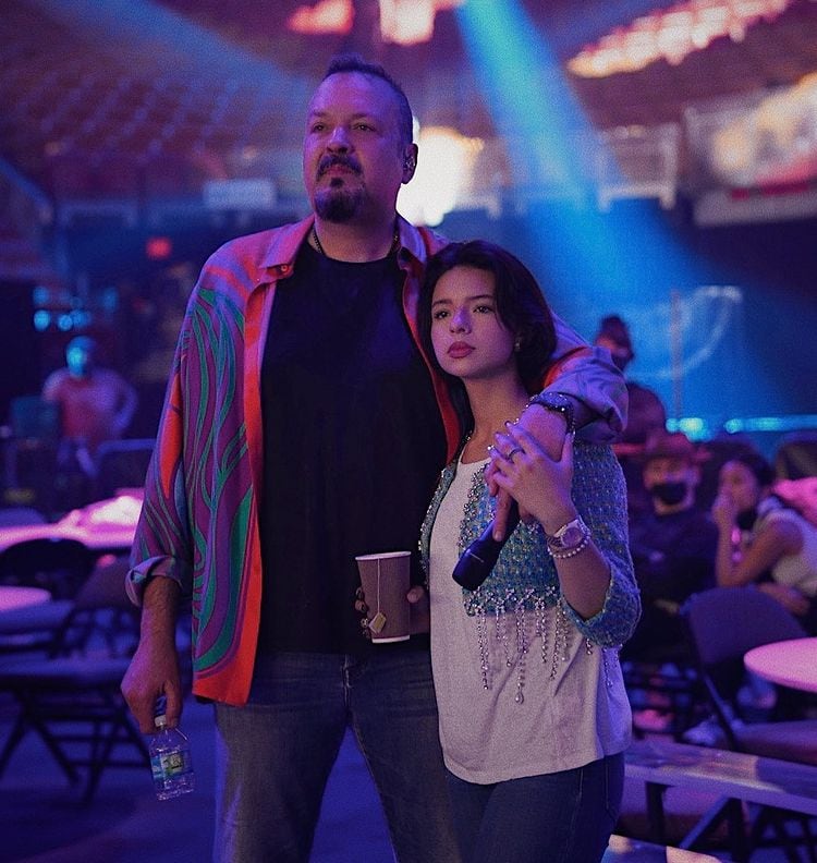 Pepe Aguilar y Ángela Aguilar.