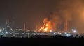 Descartan daños en viviendas tras explosión en refinería de Salina Cruz