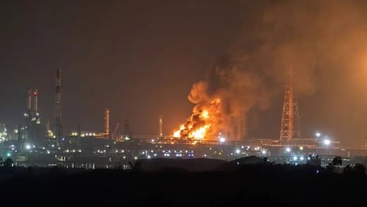 Explosión en refinería de Pemex en Salina Cruz deja seis heridos