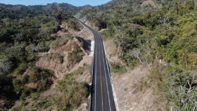 Autopista Las Varas-Puerto Vallarta