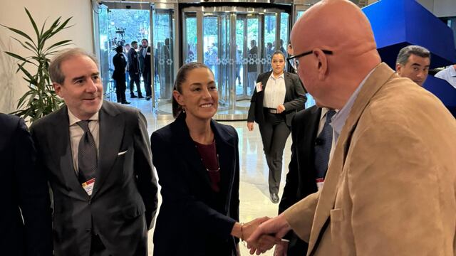 Claudia Sheinbaum se reúne con el IMC