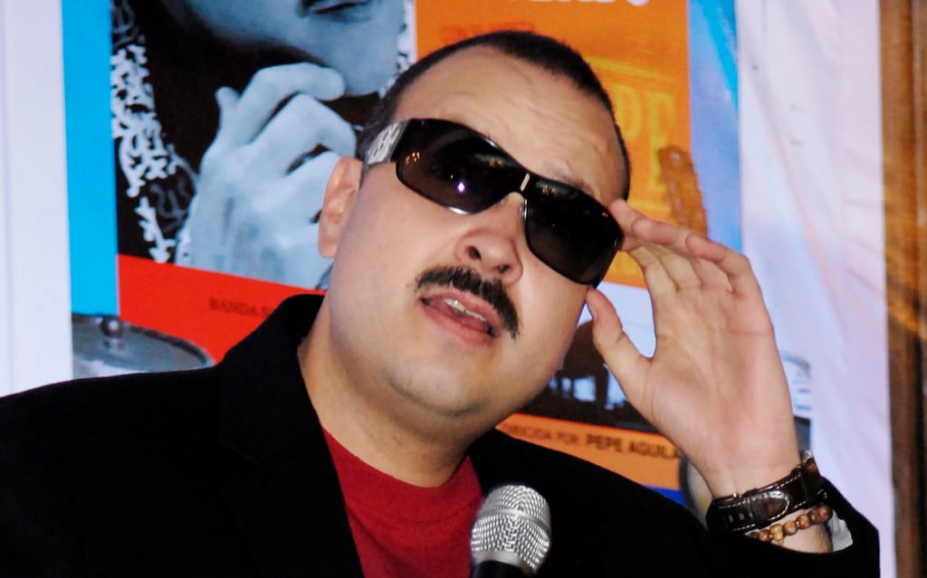 Acusan a Pepe Aguilar de maltrato animal; él responde