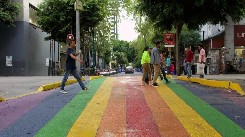 Zona Rosa se pintó de colores para celebrar el orgullo LGBTI.