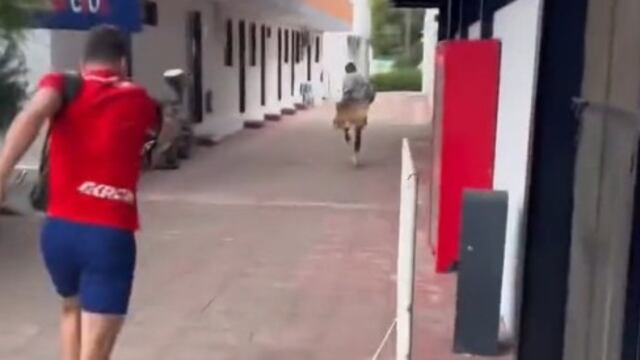 El Pollo Briseño se desquitó con sus compañeros de una broma pesada que le hicieron en Verde Valle.