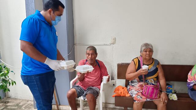 DIF Acapulco entregó medicamentos y atención médica en refugios