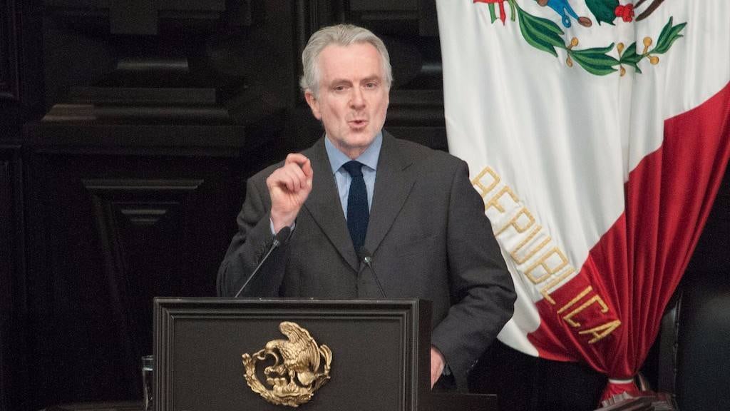 Santiago Creel en su etapa de diputado Constituyente de la CDMX