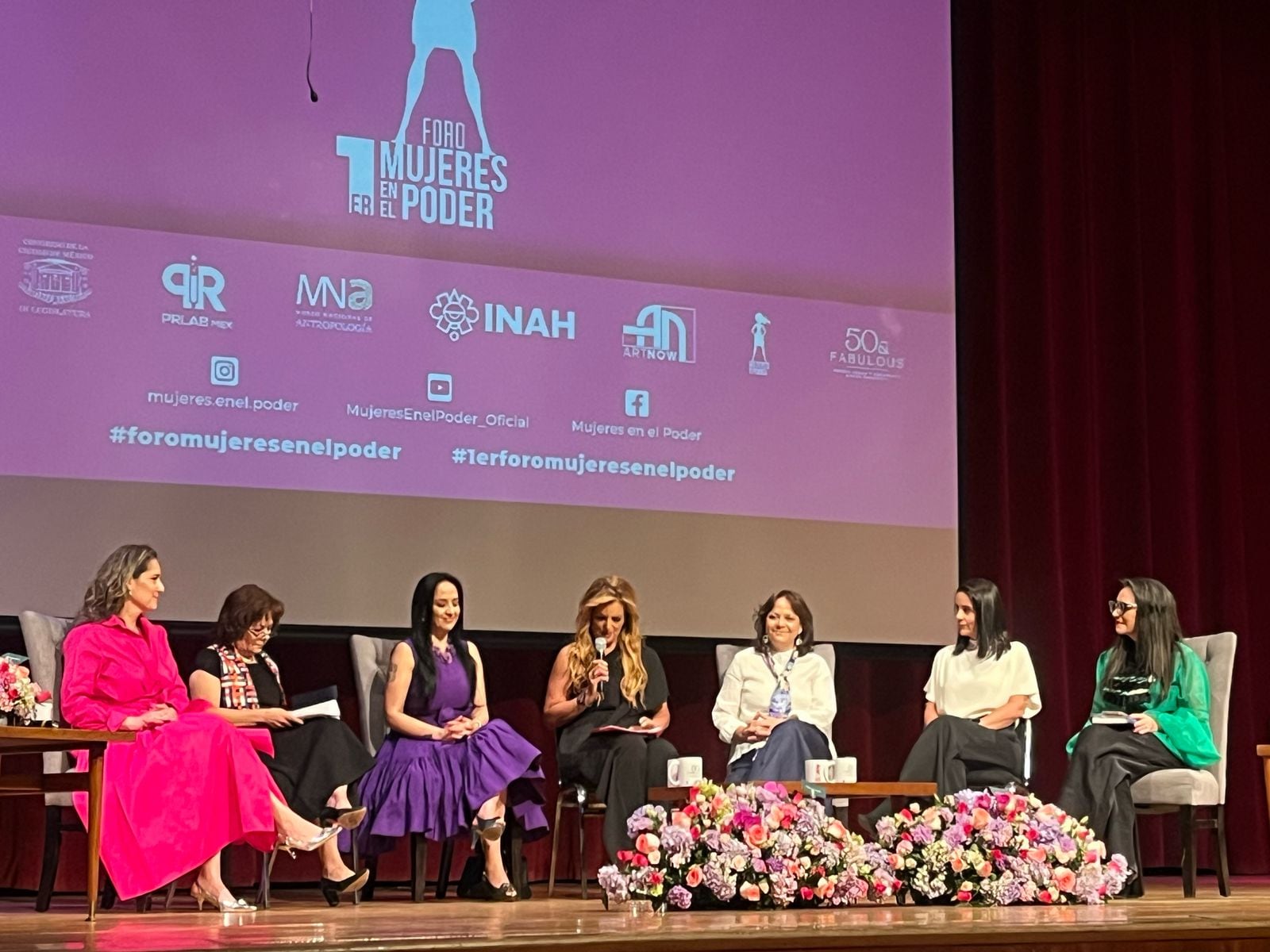 Foro de Mujeres en el Poder