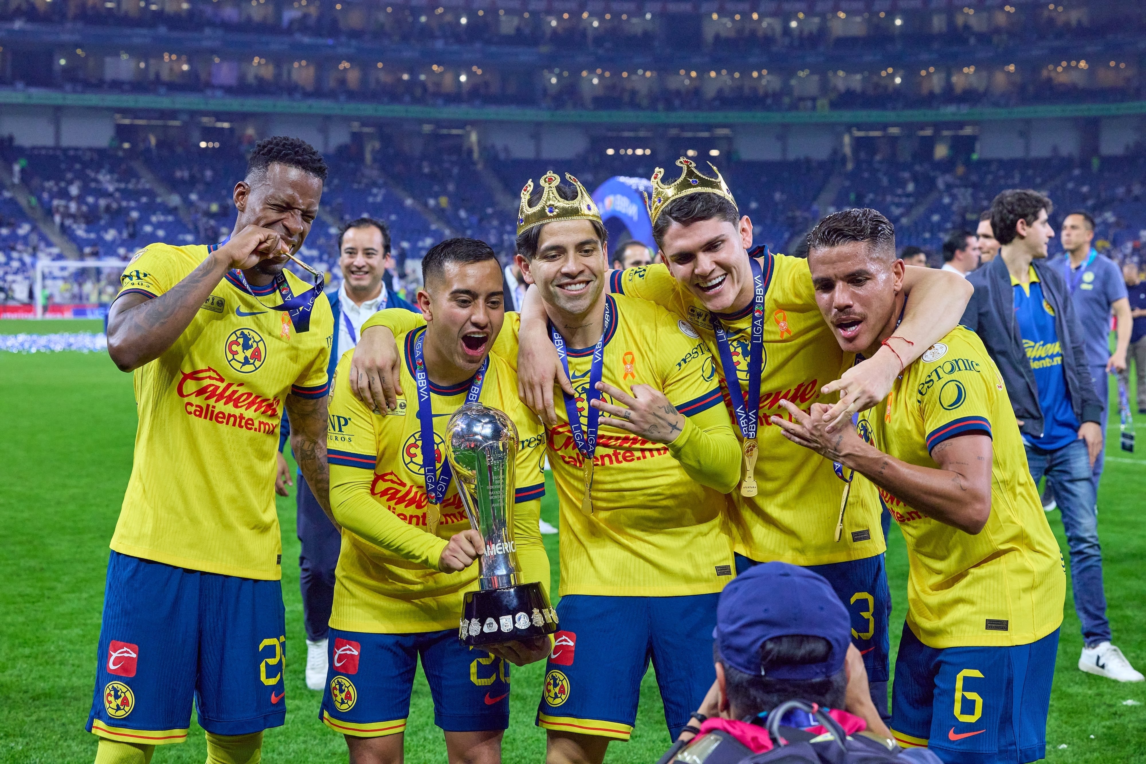Israel Reyes logró el tricampeonato con América