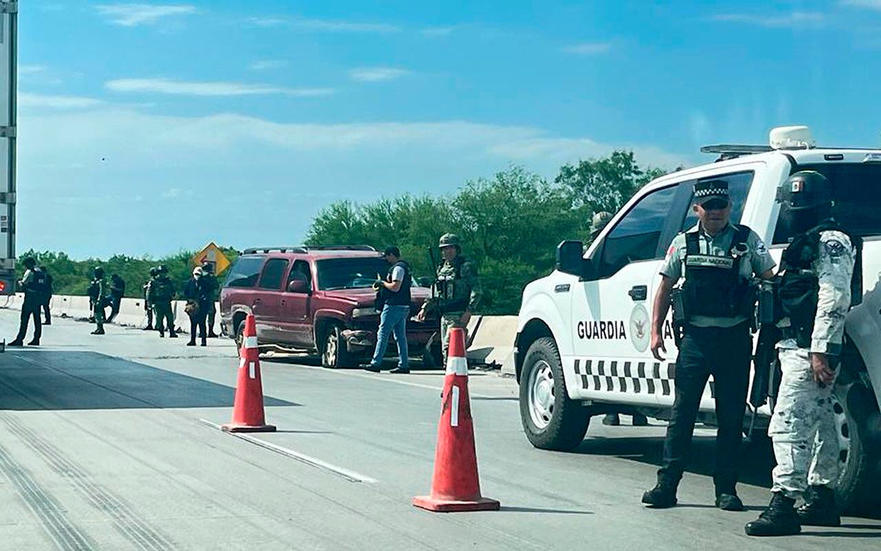 La camioneta atacada por la Guardia Nacional