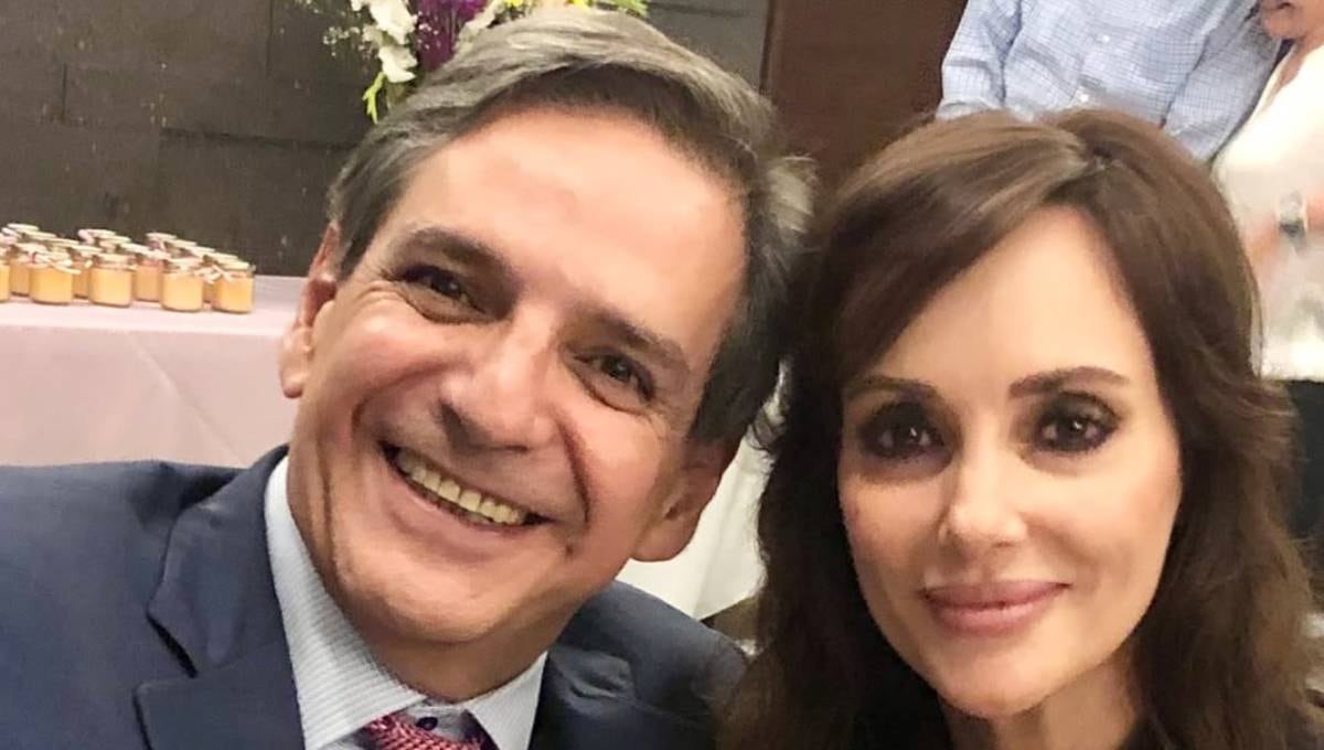 Lilly Téllez y su esposo