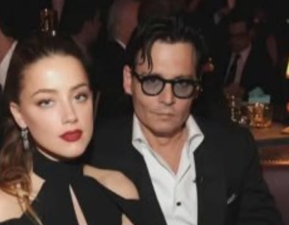 Amber Heard tras presuntamente haber sido golpeada por Johnny Depp