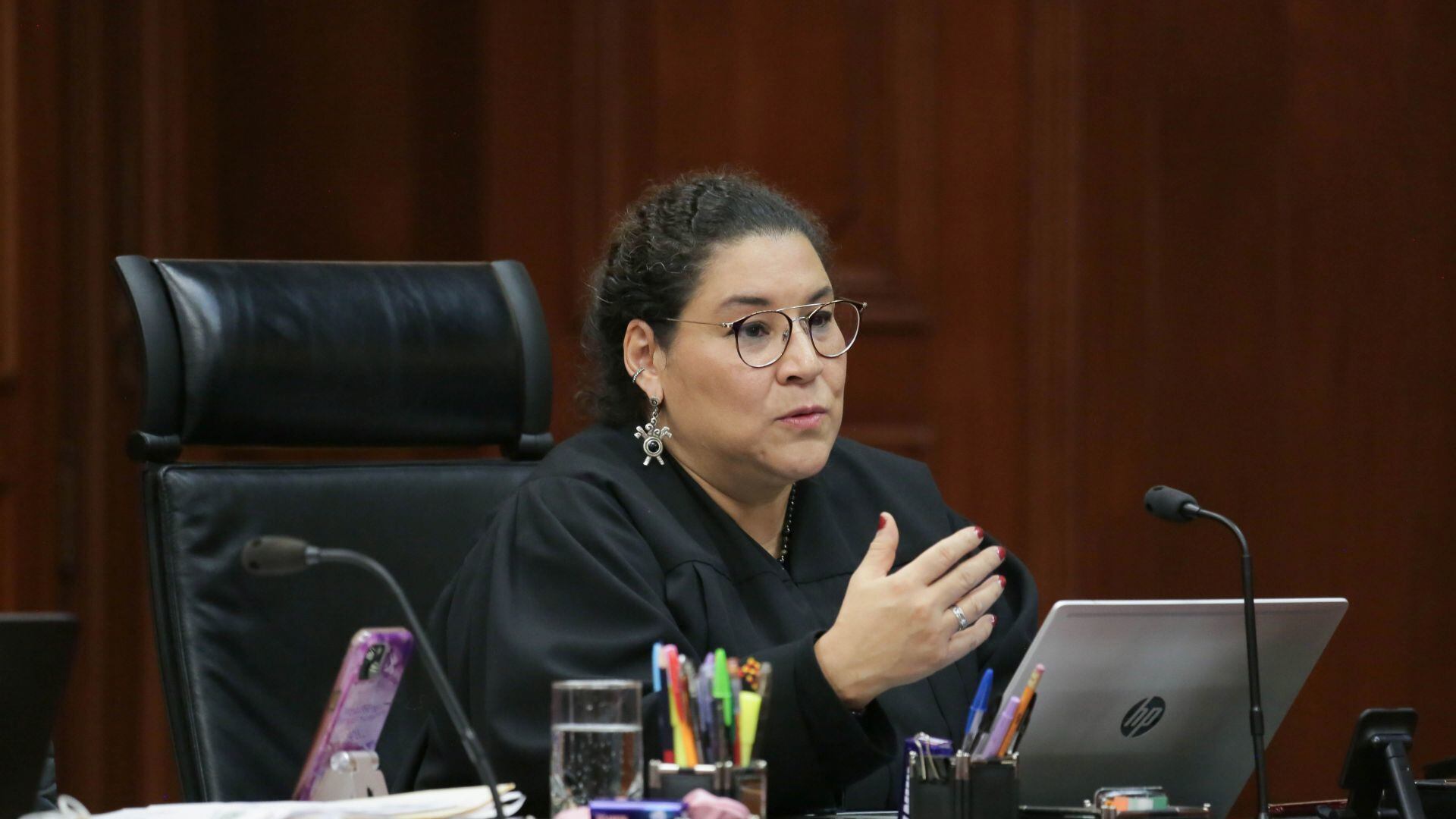 Lenia Batres criticó a la SCJN por no querer votar asuntos fiscales en el pleno