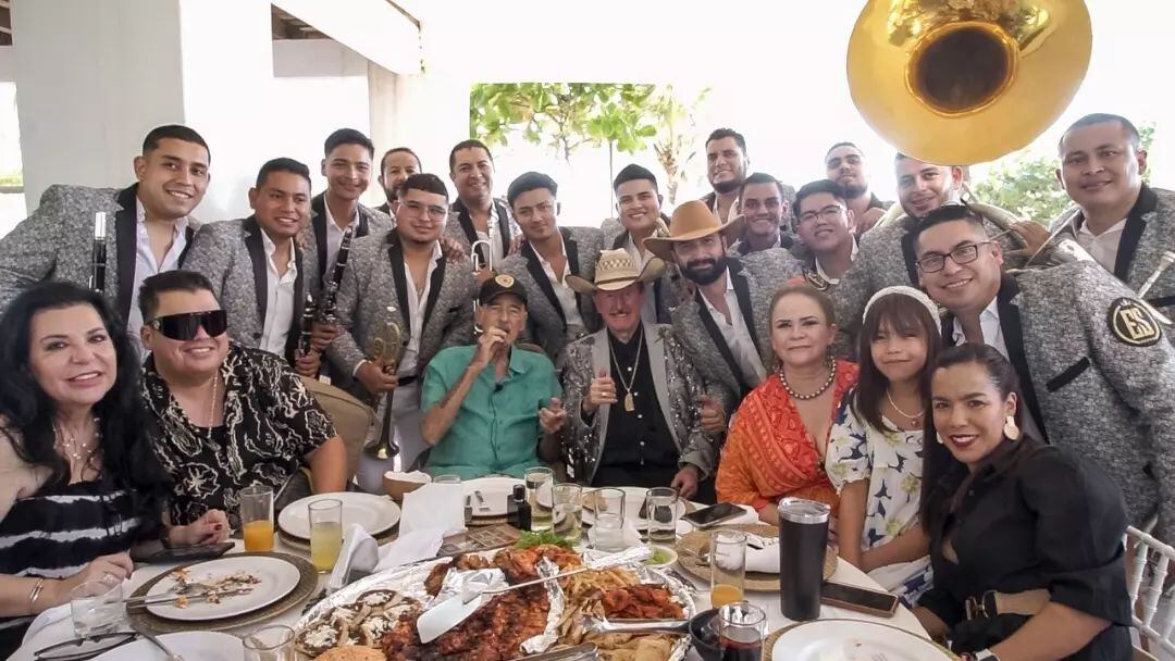 Germán Lizarraga visita a Andrés García