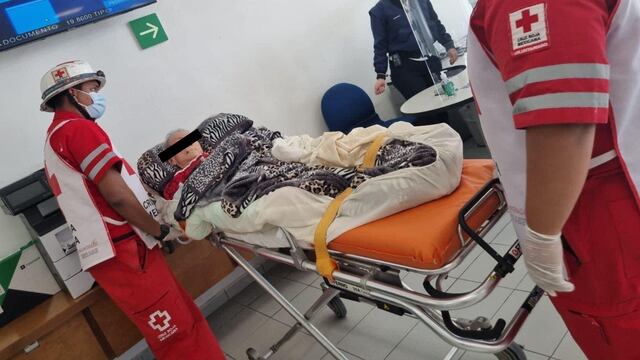 La señora Dolores en la sucursal de Citibanamex