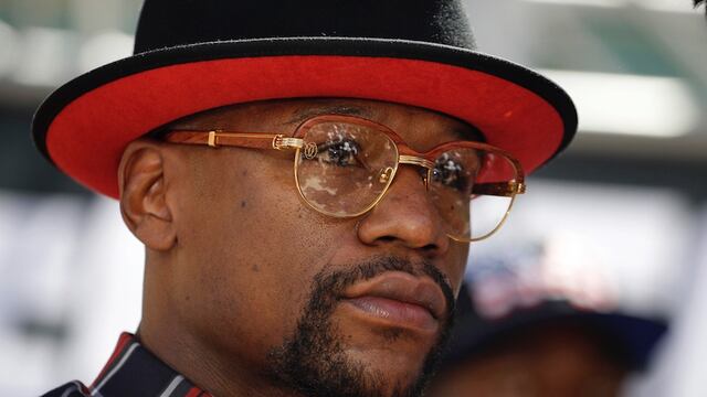 Mayweather ya se encuentra en Las Vegas