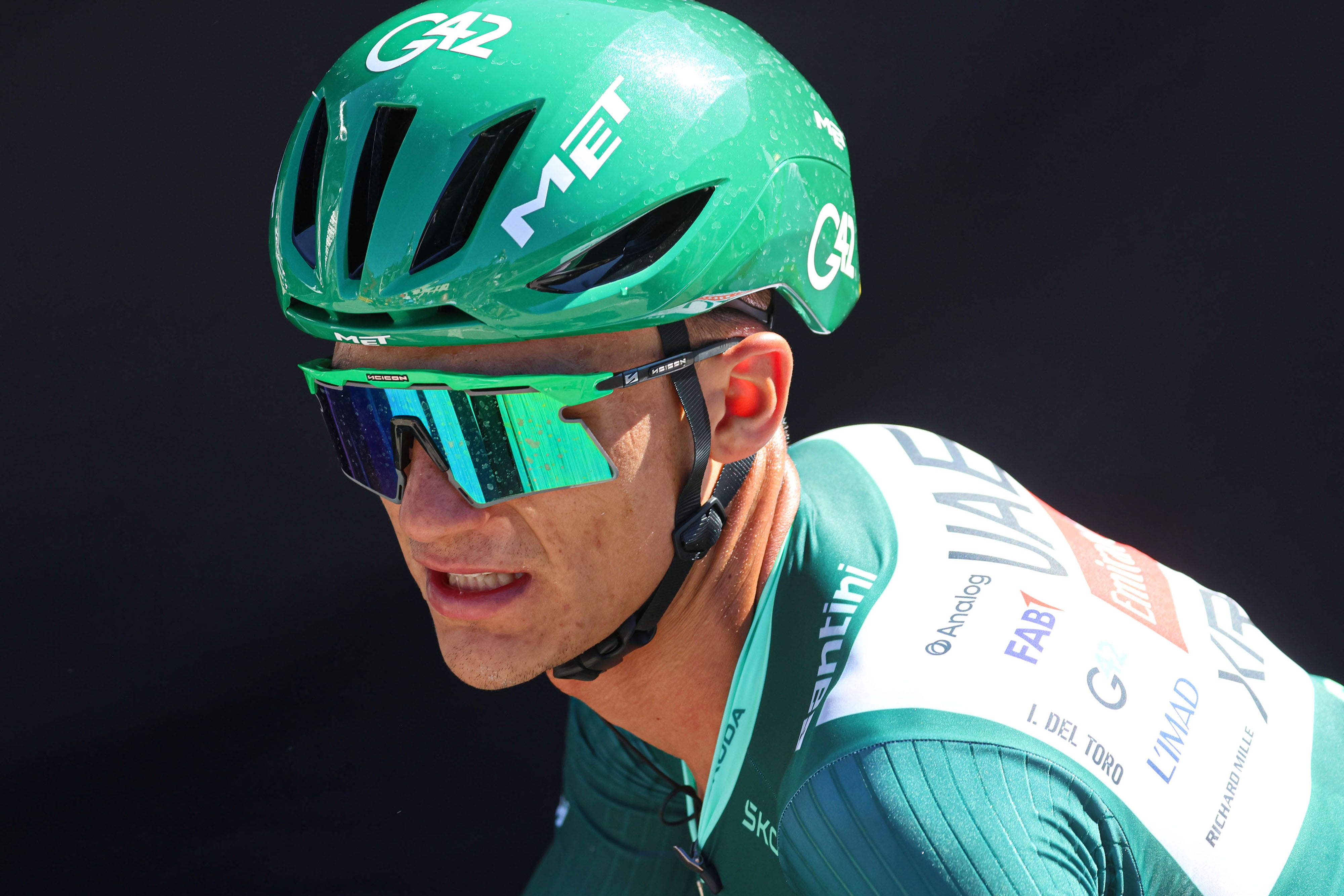 Isaac Del Toro se mantiene en la pelea del Tour de Francia 2026