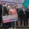 Pedro Rodríguez inicia con la entrega de becas escolares en Atizapán de Zaragoza