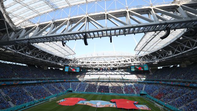 Estadio San Petersburgo, en Rusia, albergaría la final de la Champions