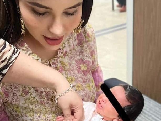 Geraldine Ponce registra a su hija María Alejandra