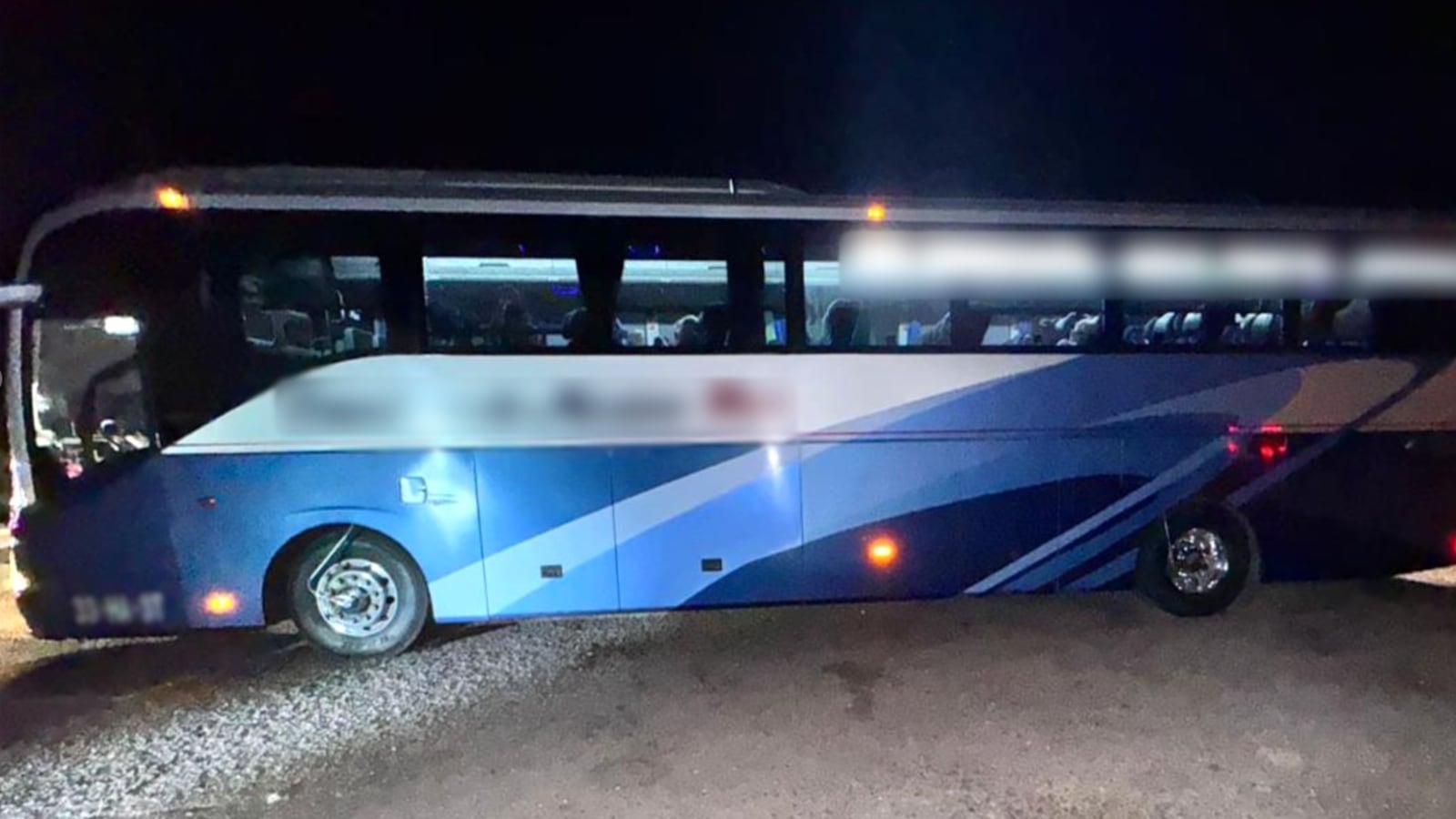 Detienen a dos personas en Sonora por transportar 200 mil pastillas de fentanilo en autobús