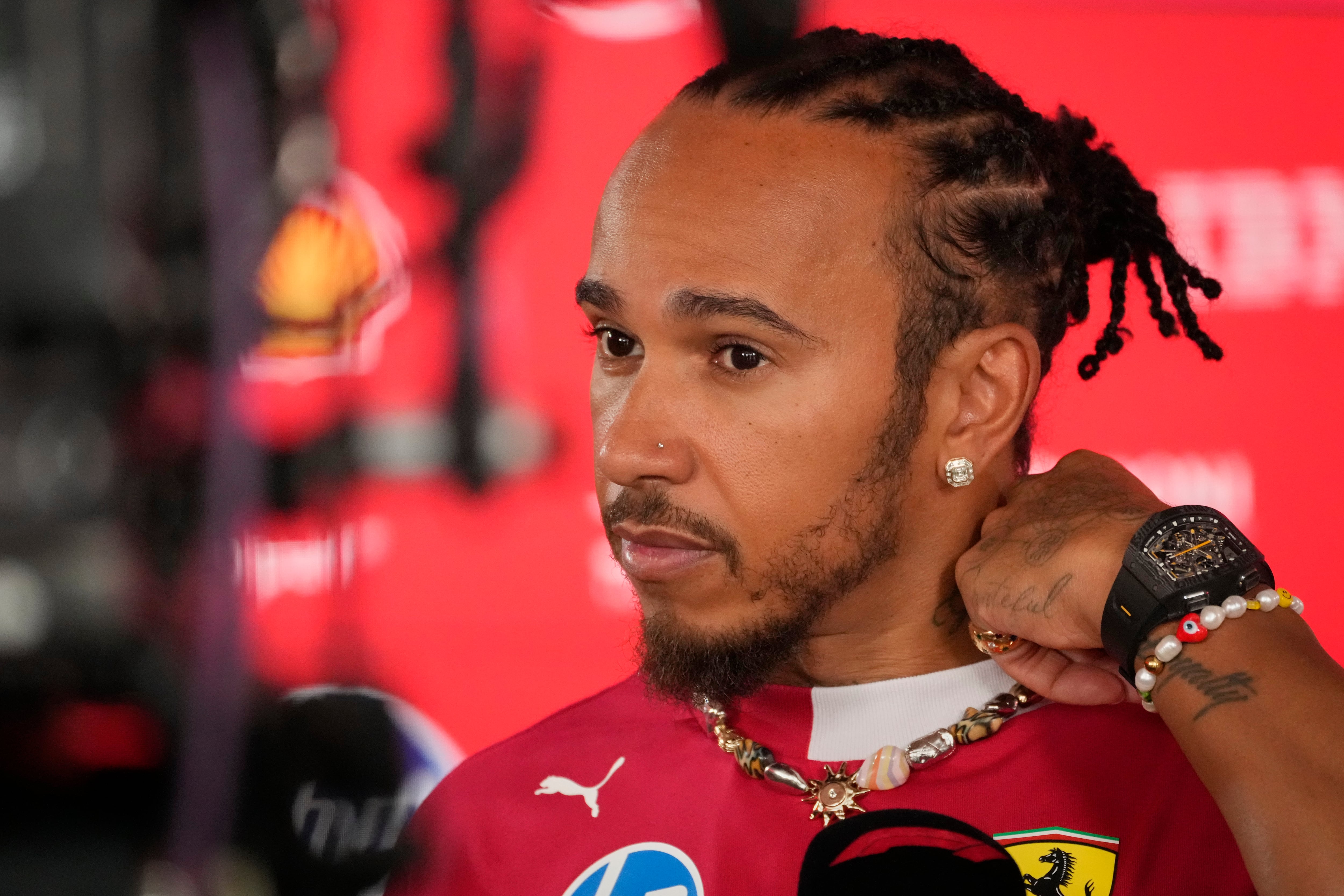 Lewis Hamilton anuncia muerte de Roscoe en redes sociales: "Tuve que tomar la decisión más difícil de mi vida".