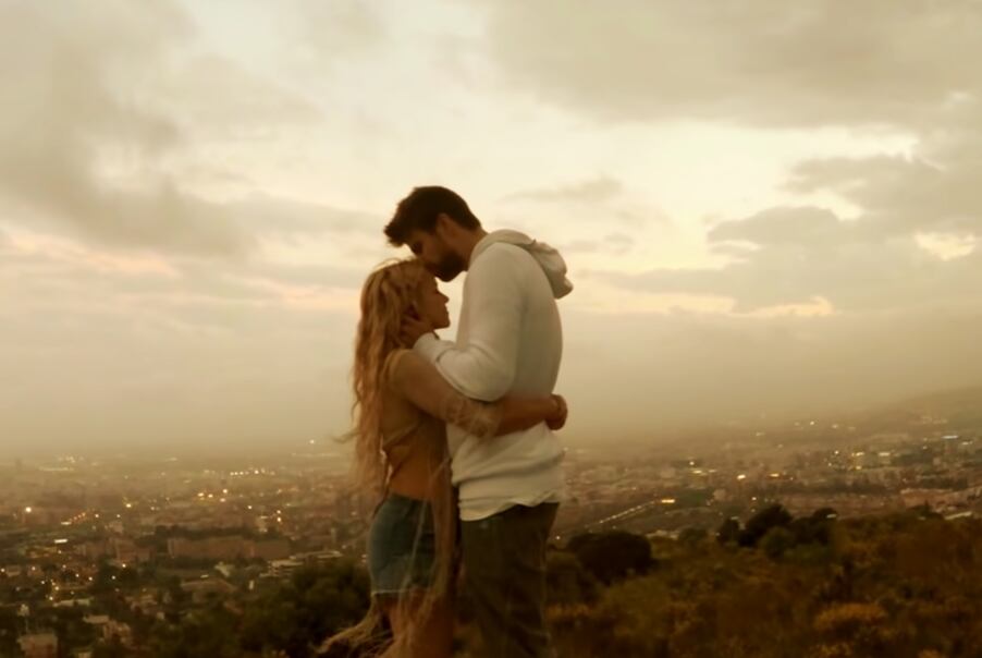 Shakira y Gerard Piqué en 'Me enamoré'