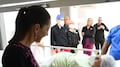 Sheinbaum supervisa hospital del IMSS Bienestar en Chetumal en medio de protestas por desabasto