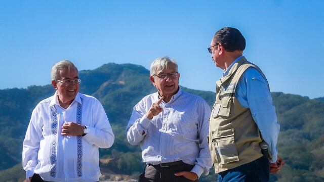 Andrés Manuel López Obrador y Rubén Rocha Moya en la visita del presidente a Sinaloa