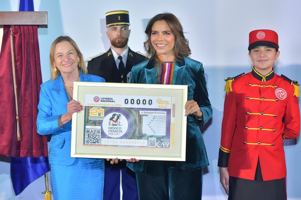 Lotería Nacional celebra 200 años de relaciones diplomáticas entre México y Francia.