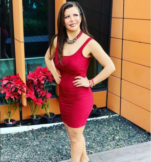 Ivonne Chávez, conductora.