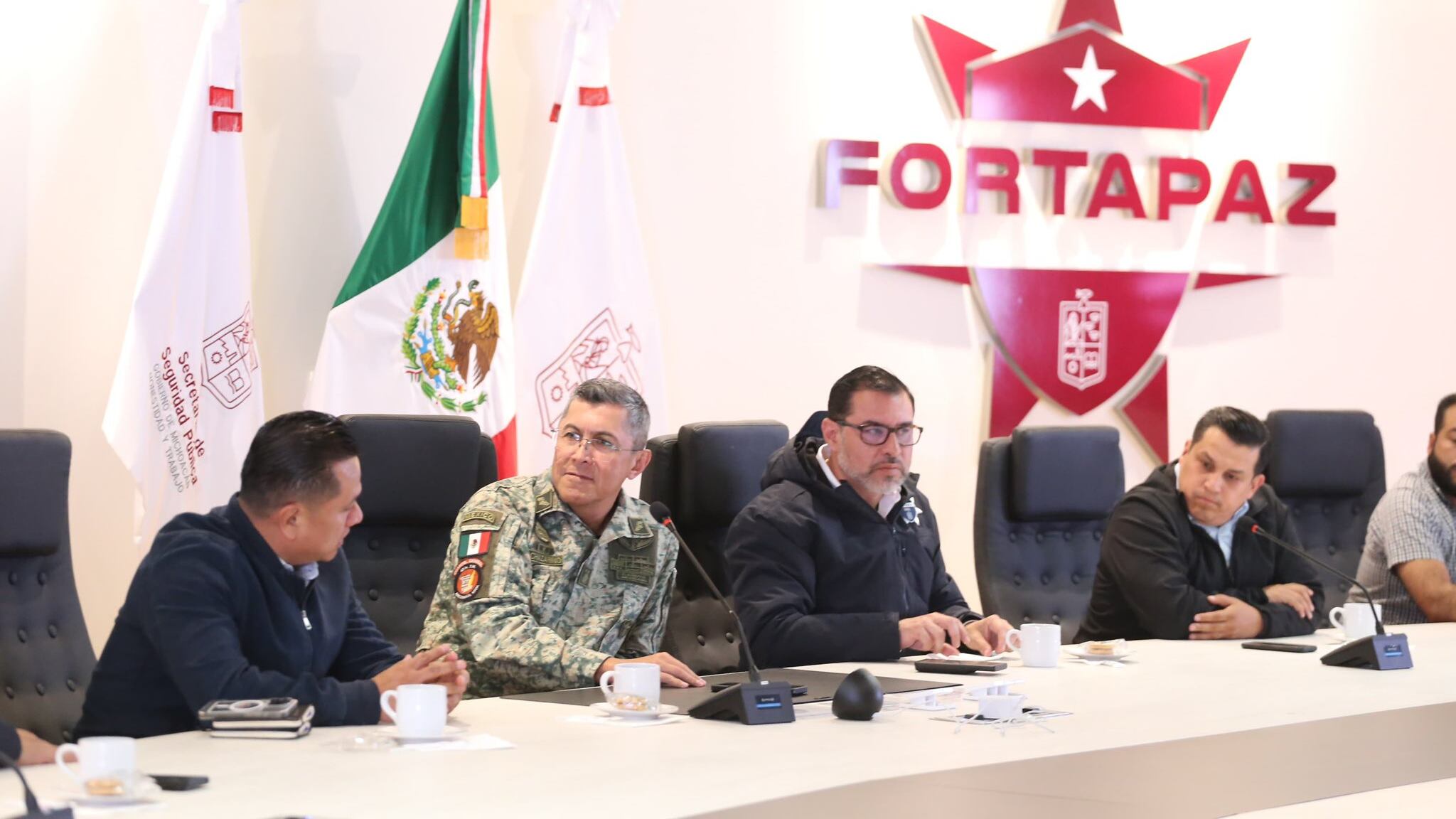 Renuncia de Rentería Schazarino no fue por mal desempeño