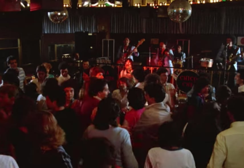 Chico Che cantando "Dónde te agarró el temblor"