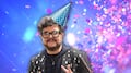 Aleks Syntek se felicita por sus 57 años; recibe felicitaciones y bromas en redes