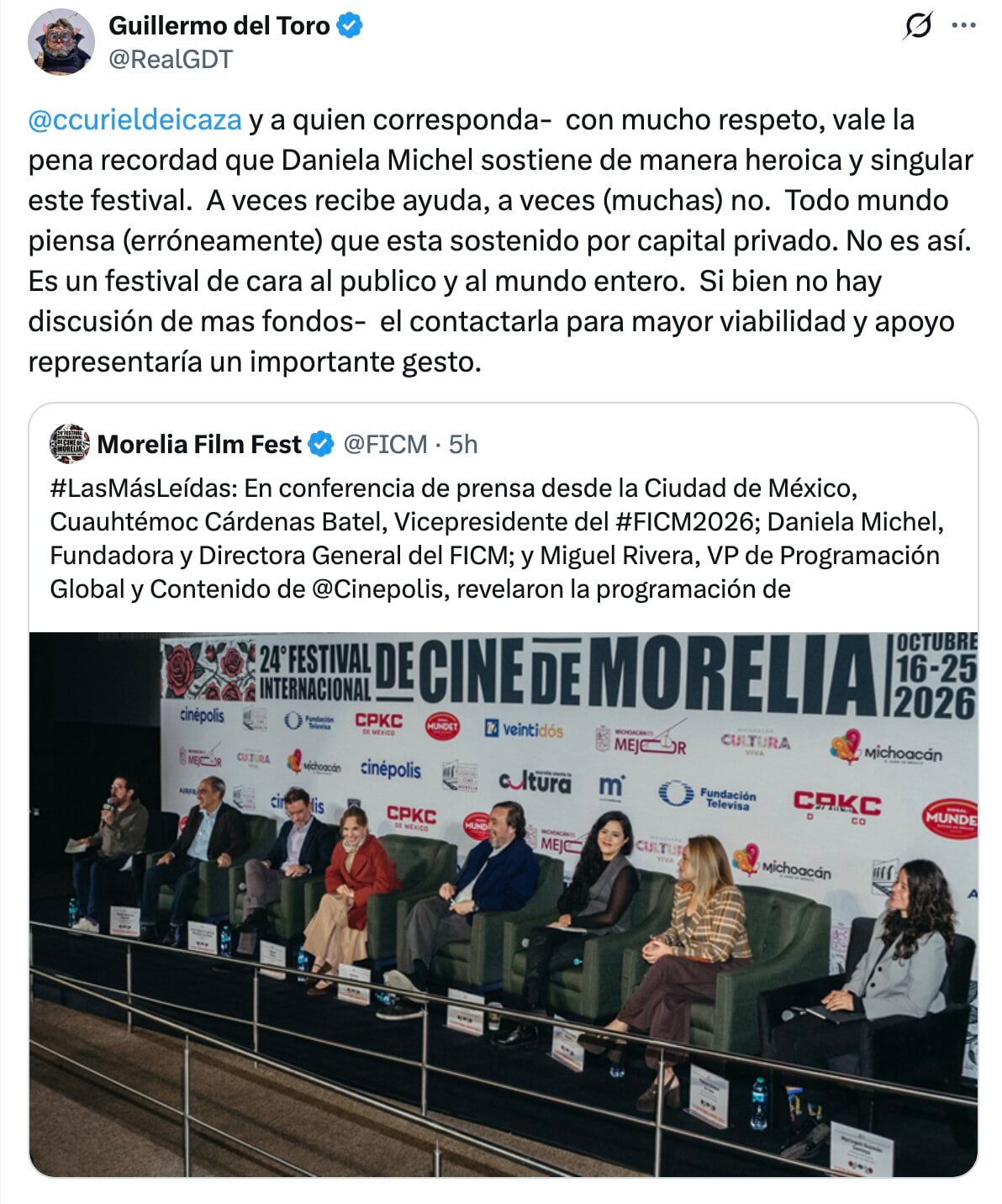 Guillermo del Toro manda mensaje a Claudia Curiel de Icaza