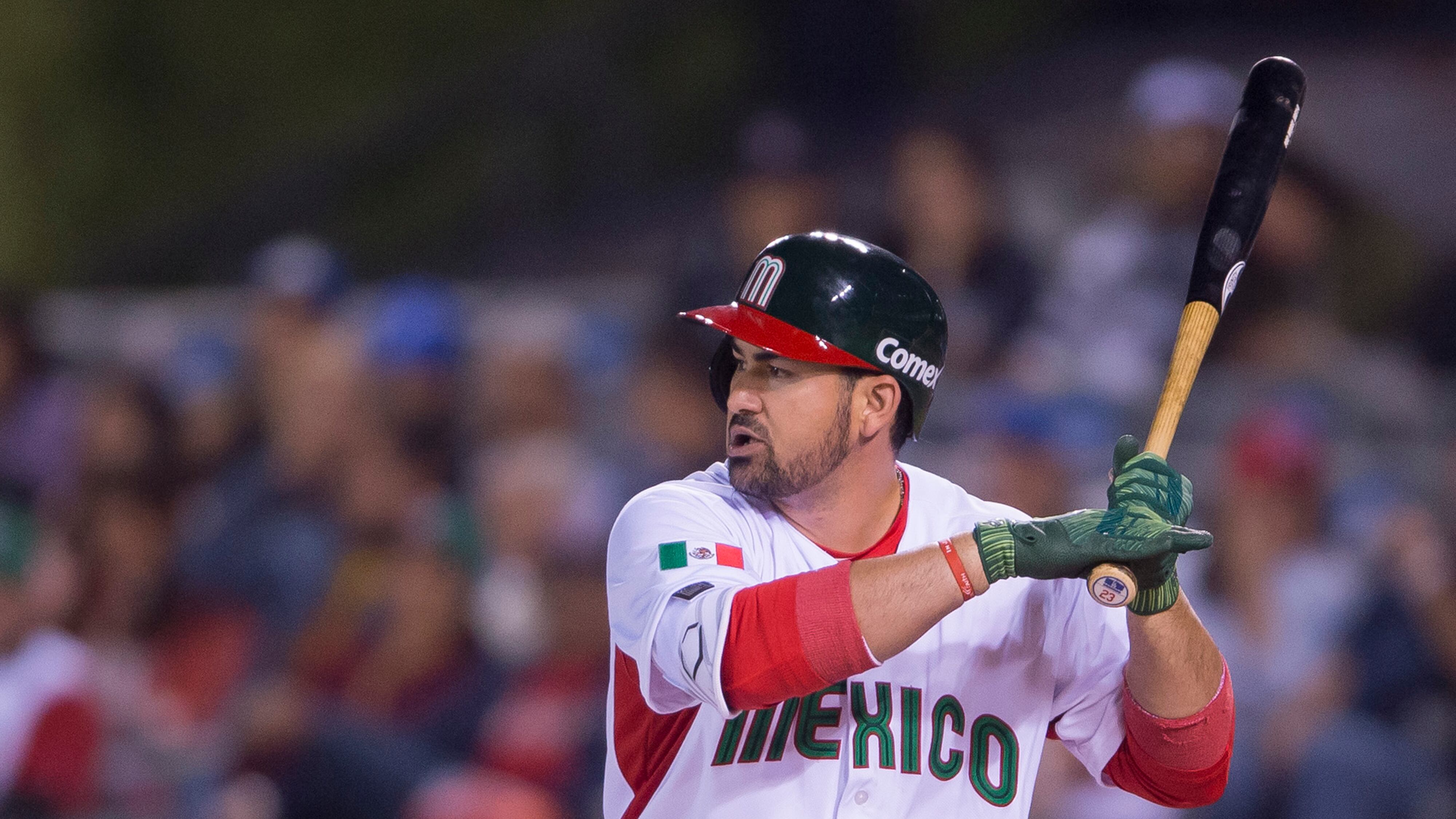 Adrián González entra al Salón de la Fama del beisbol latino