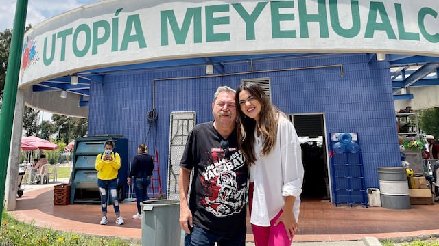 Andrea Chávez y Paco Ignacio Taibo II