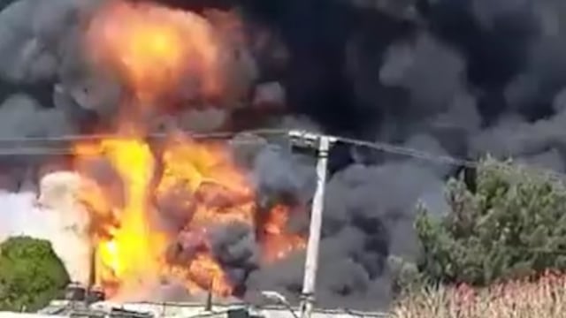 Incendio en recicladora de Ecatepec