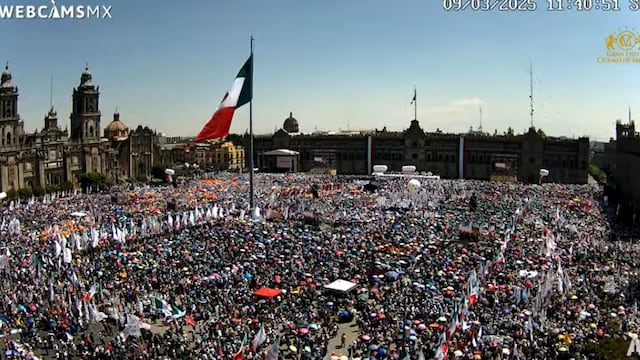 Zócalo lleno por asamblea informativa de la presidenta Claudia Sheinbaum hoy 9 de marzo