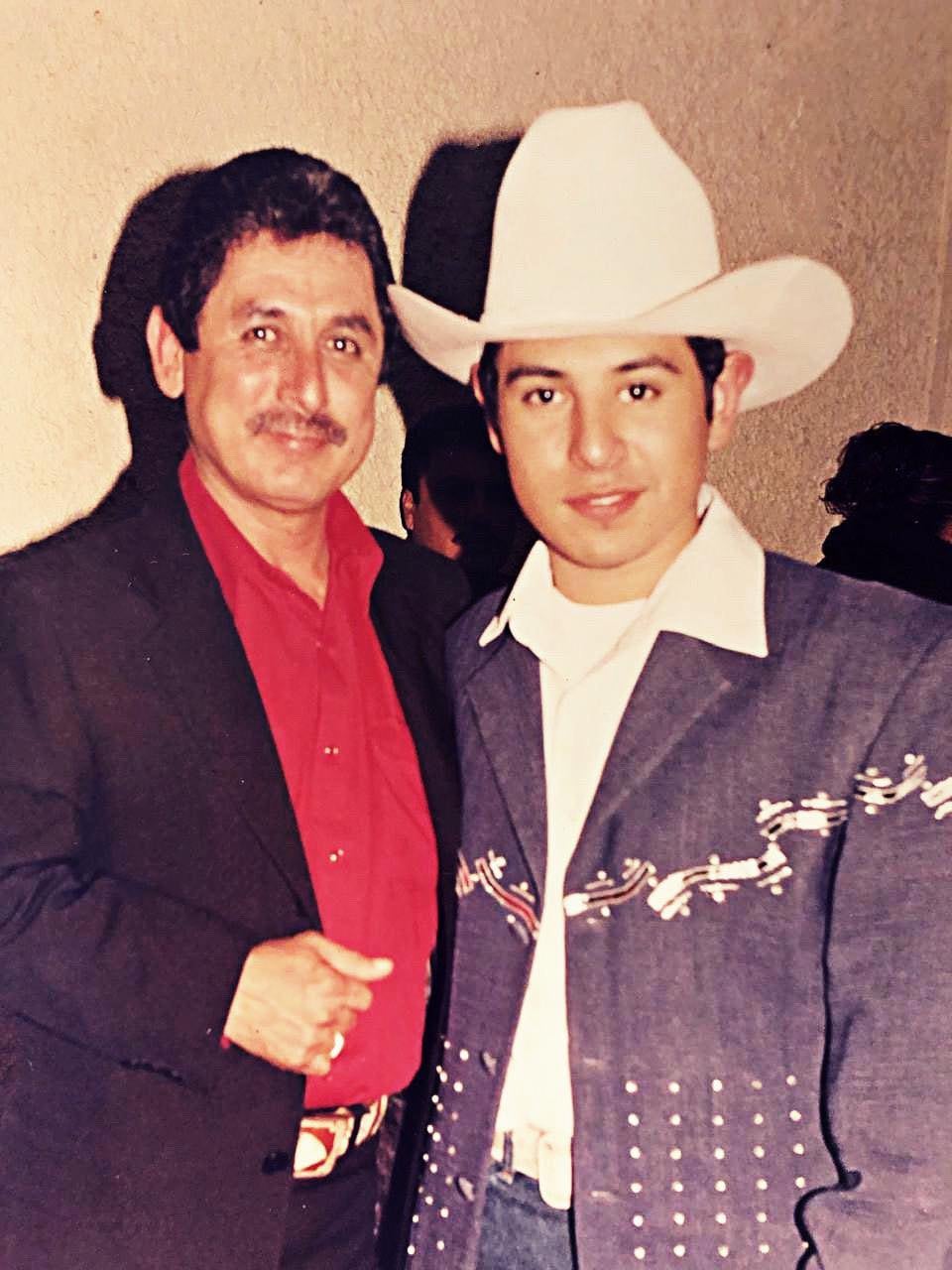 Homero de León con su hijo Homero Jr.
