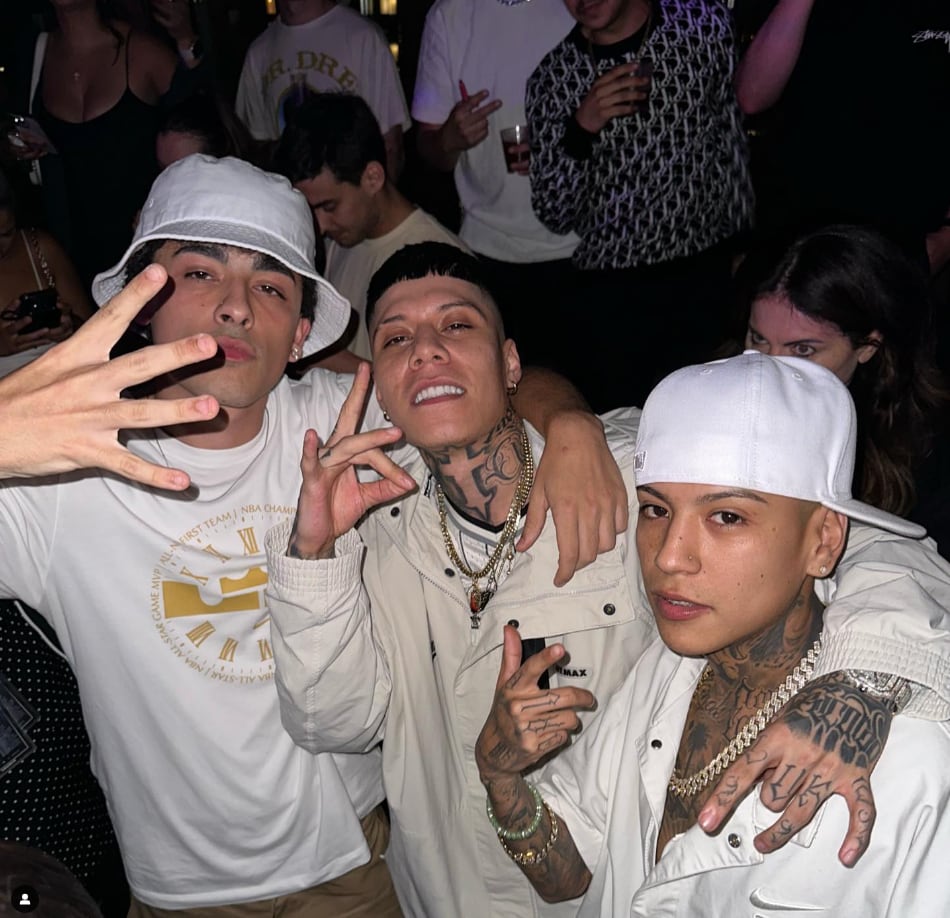 Santa Fe Klan y Trueno pasean por Nueva York y fans piden colaboración