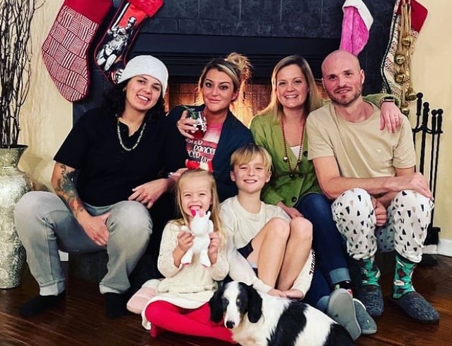 Josh Rappahahn con su familia