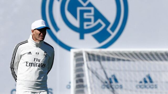 Zidane en su primer entrenamiento con los merengues.