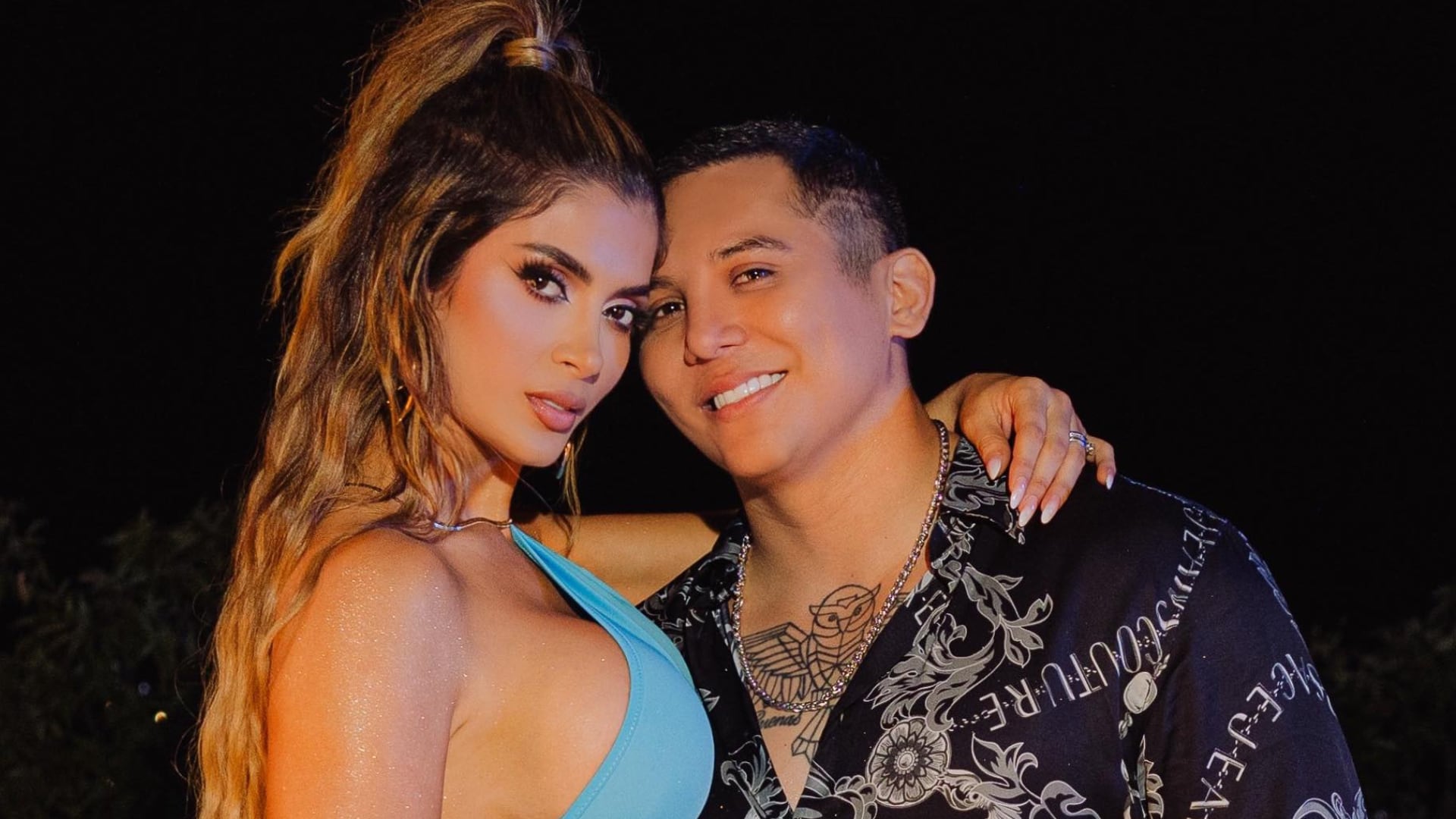 Edwin Luna desató la furia por una foto con Kimberly Flores, todo por publicidad.