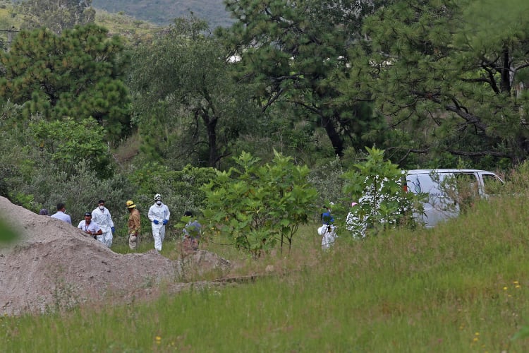 Las autoridades mantienen labores con antropólogos y peritos forenses