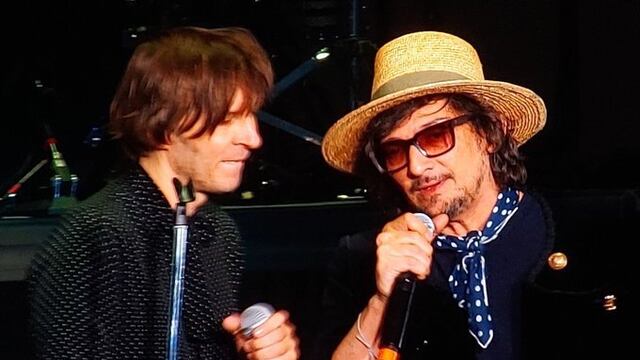 León Larregui y Phoenix fue el dueto más inesperado en el Corona Capital 2023 (VIDEO)