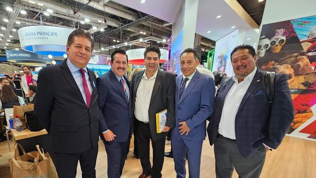 David Abarca Rodríguez, a la izquierda