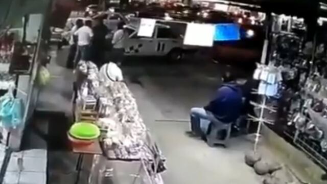 Hombre se arrojó a un tráiler en movimiento en Tejuipilco