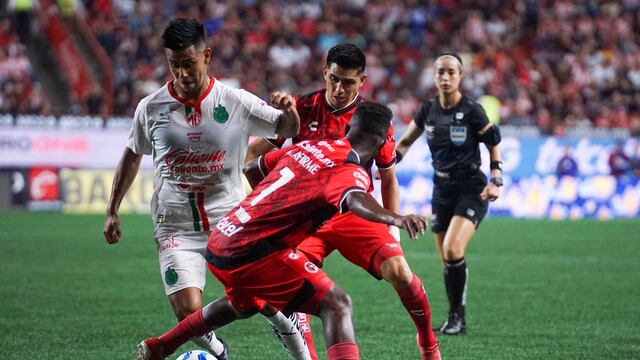 ¡Apaga la luz y vámonos! Así se vio el descomunal gol de Efraín Álvarez desde las gradas del Estadio Caliente
