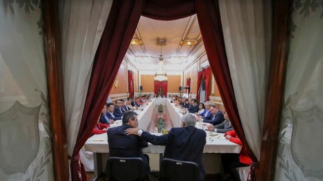 Llama la atención lo que pasó en Tlaxcala, donde al Gobernador Marco Antonio Mena Rodríguez no le pudo ir mejor.