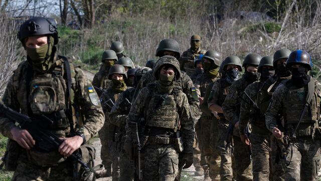 Ucrania toma prisioneros de guerra en la región rusa de Kursk